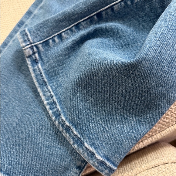 MOTHER LiL’ Rambler Zip Flood Color: Out of the Blue Straight Leg Jeans - Picture 13 of 14